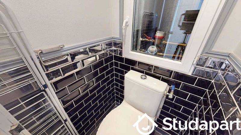 Chambre - 9 m² - 1 pièce