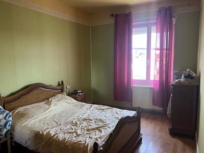 Propriété - 125 m² - 5 pièces