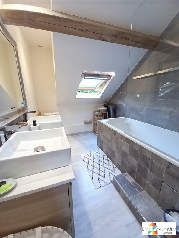 Maison ancienne - 87 m² - 4 pièces