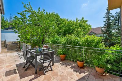 Maison - 220 m² - 8 pièces