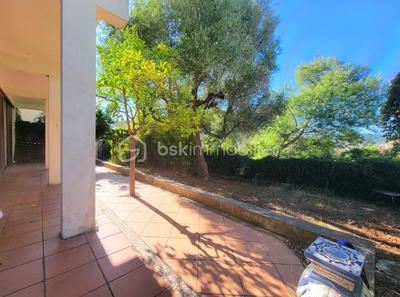 Appartement - 95 m² - 3 pièces