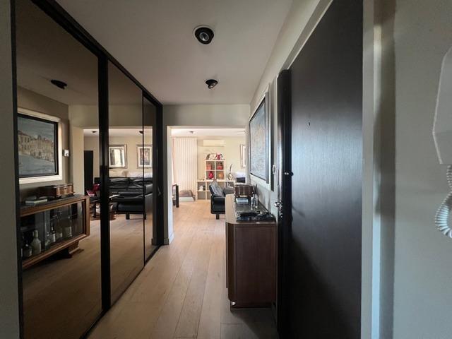 Appartement - 100 m² - 6 pièces