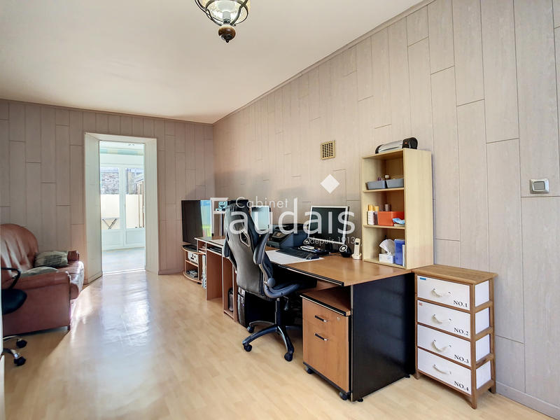 Maison - 163 m² - 8 pièces