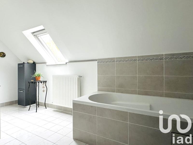 Maison - 182 m² - 6 pièces