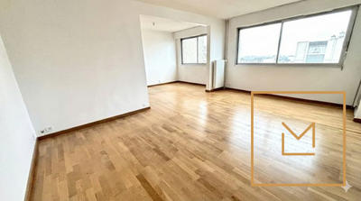 Appartement - 79 m² - 3 pièces