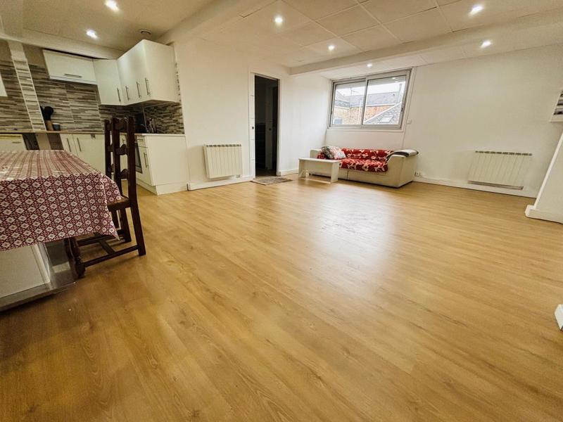 Maison - 160 m² - 3 pièces