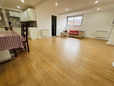 Maison - 160 m² - 3 pièces