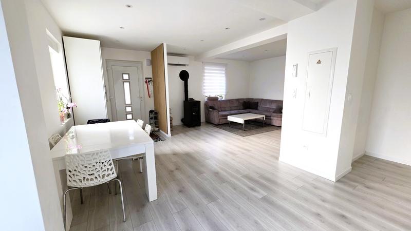 Maison - 97 m² - 4 pièces