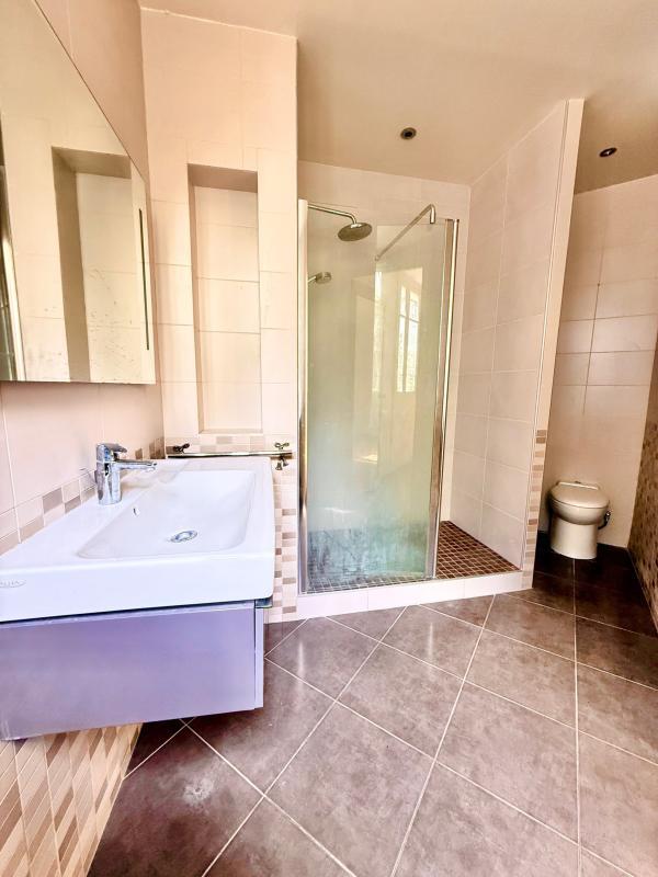 Appartement - 106 m² - 4 pièces