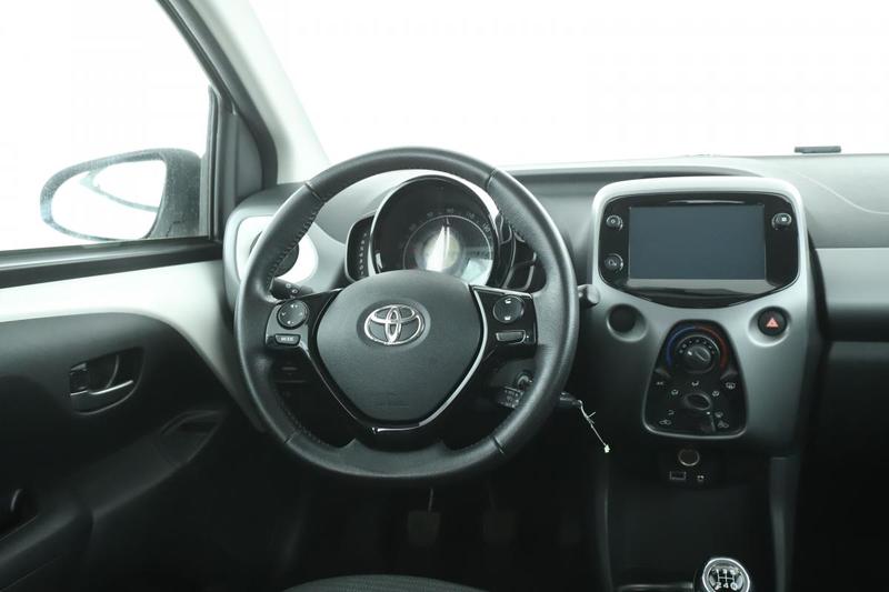 Toyota Aygo 1.0 Vvt-i X-Play 5p 72 ch