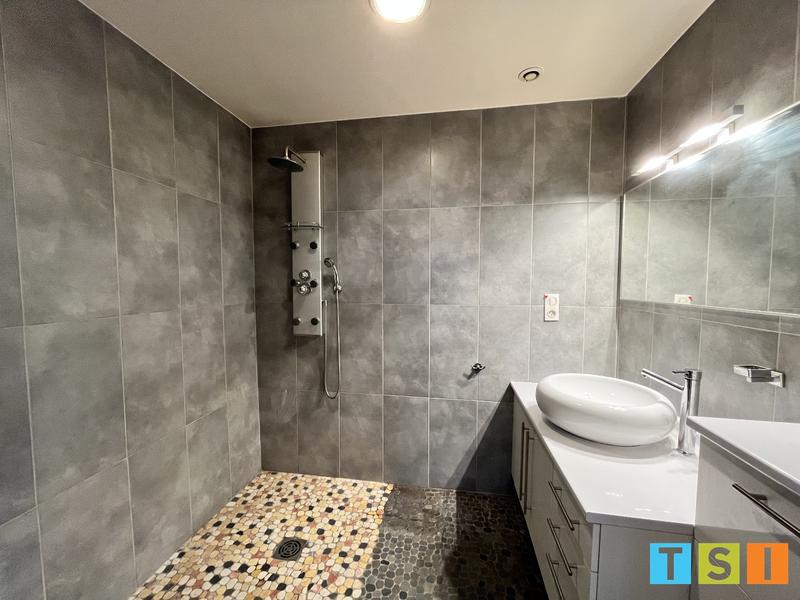 Maison - 182 m² - 5 pièces