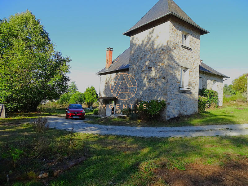 Maison - 112 m² - 6 pièces