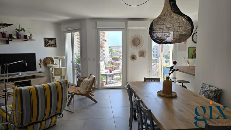 Appartement - 86 m² - 3 pièces