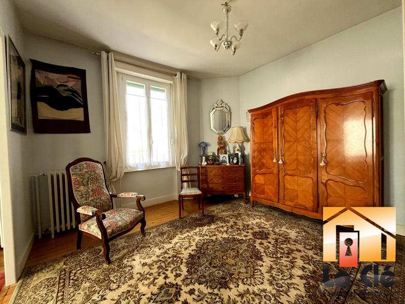 Maison ancienne - 217 m² - 9 pièces