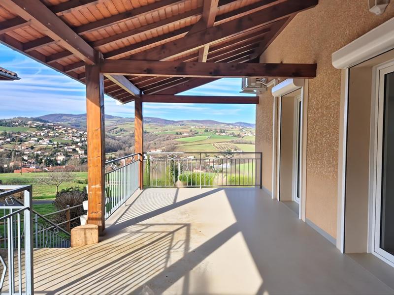 Maison - 156 m² - 7 pièces