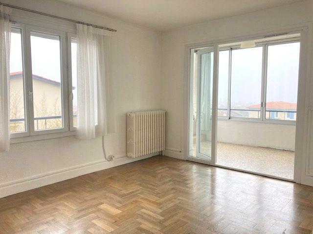 Appartement - 70 m² - 2 pièces