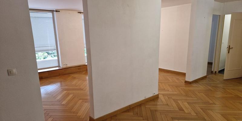 Appartement - 88 m² - 4 pièces