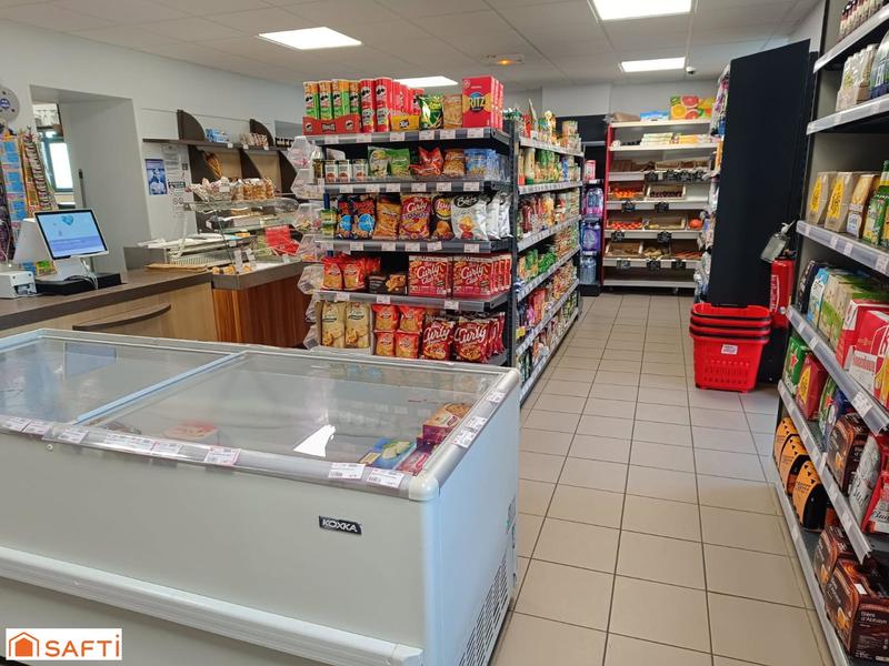 Local commercial - 140 m² - 3 pièces