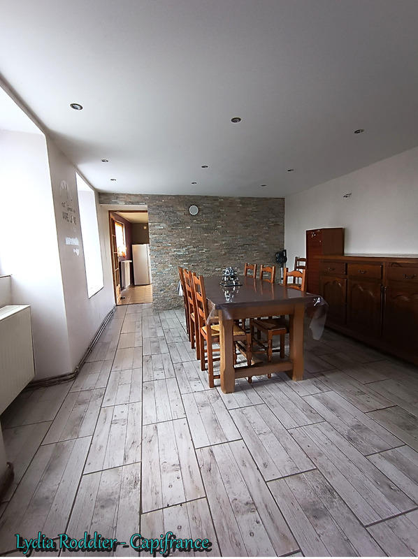 Maison - 143 m² - 6 pièces