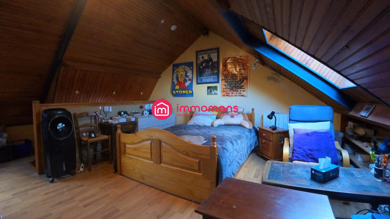 Maison - 165 m² - 11 pièces