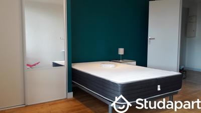 Chambre - 11 m² - 1 pièce