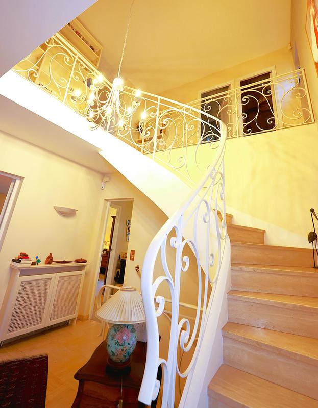 Maison - 167 m² - 7 pièces