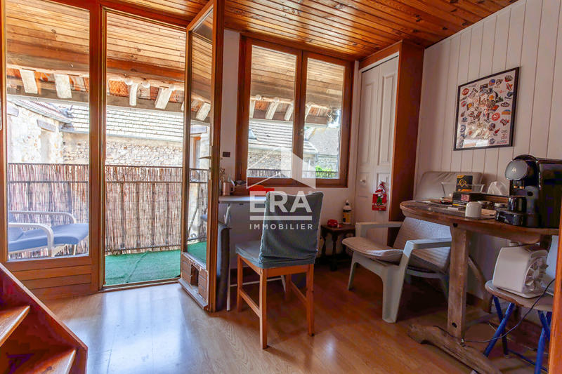 Maison - 176 m² - 7 pièces