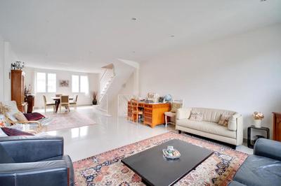 Maison - 121 m² - 5 pièces