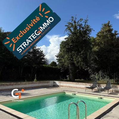 Maison - 260 m² - 6 pièces