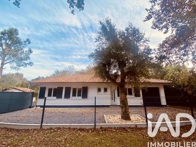 Maison - 95 m² - 5 pièces