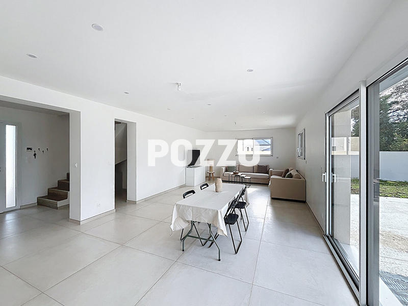 Maison - 142 m² - 7 pièces