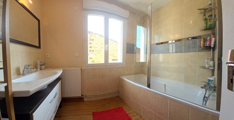 Maison - 145 m² - 5 pièces