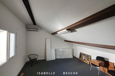 Maison - 239 m² - 7 pièces
