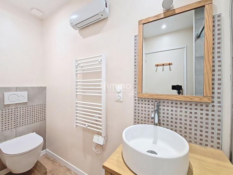 Appartement - 85 m² - 3 pièces