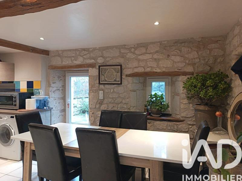 Maison de village - 80 m² - 4 pièces