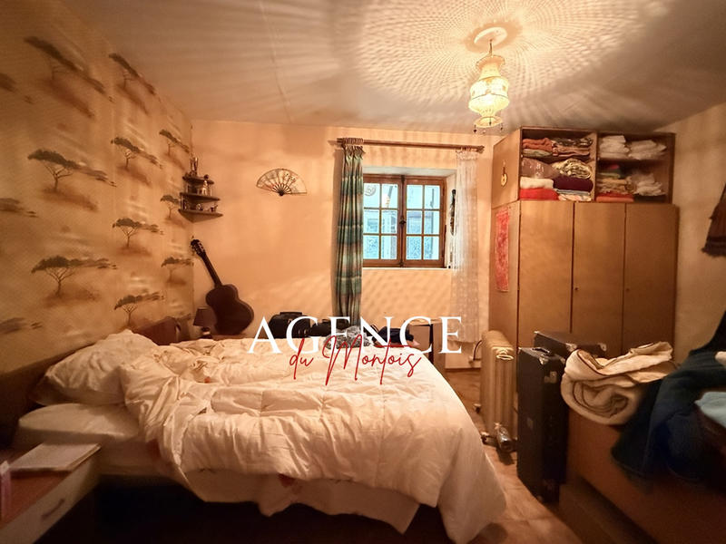 Maison - 118 m² - 8 pièces