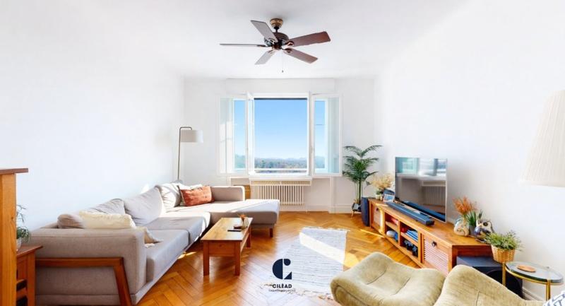 Appartement - 108 m² - 5 pièces