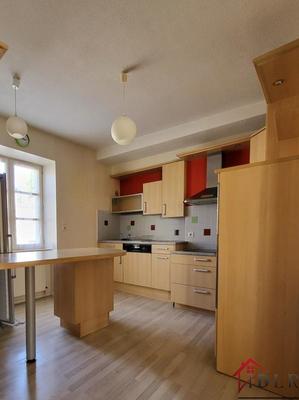 Maison - 114 m² - 6 pièces