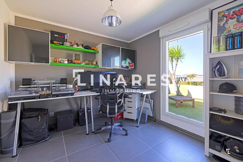 Appartement - 94 m² - 4 pièces