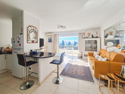 Appartement - 63 m² - 2 pièces