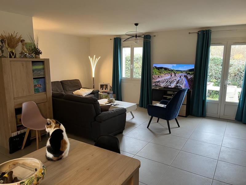 Villa - 100 m² - 5 pièces