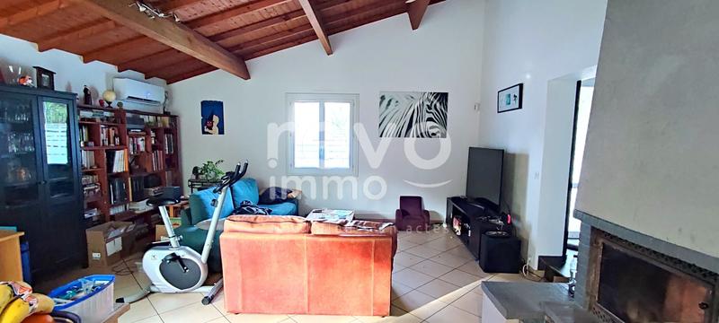 Maison - 204 m² - 7 pièces