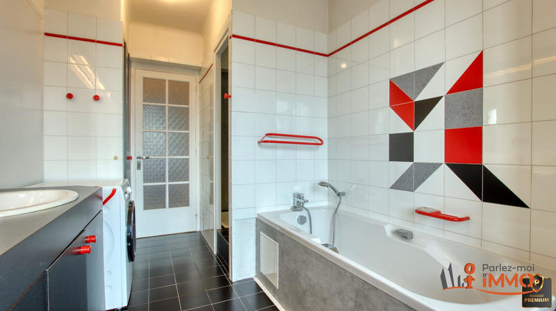 Appartement - 86 m² - 4 pièces