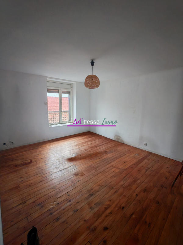 Maison traditionnelle - 182 m² - 7 pièces