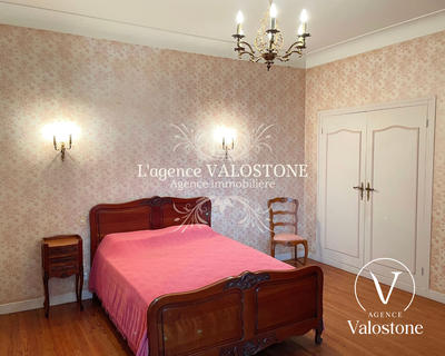 Maison ancienne - 320 m² - 11 pièces