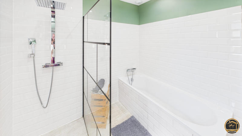 Maison contemporaine - 155 m² - 6 pièces