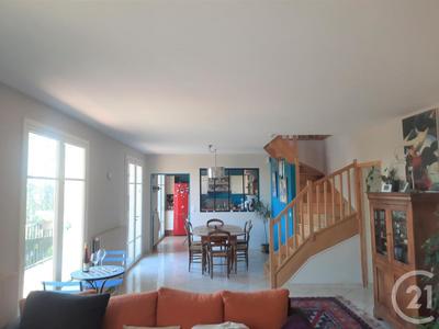 Pavillon - 186 m² - 8 pièces