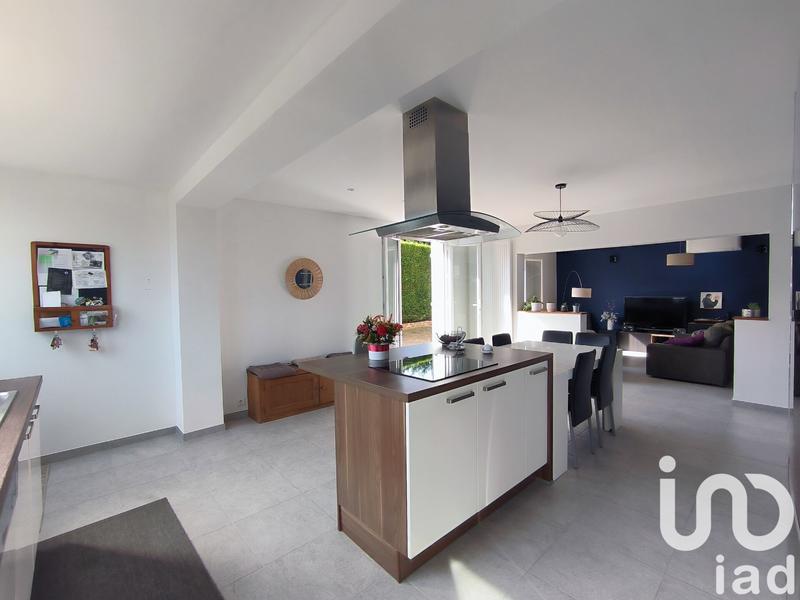 Maison - 162 m² - 8 pièces