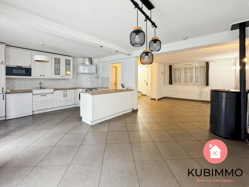 Maison - 89 m² - 5 pièces