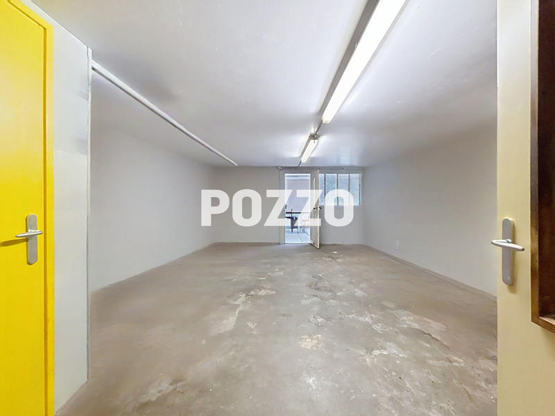 Fonds de commerce - 1 m²